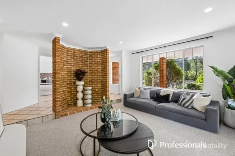 36 Pretty Lane, Mundaring, WA 6073