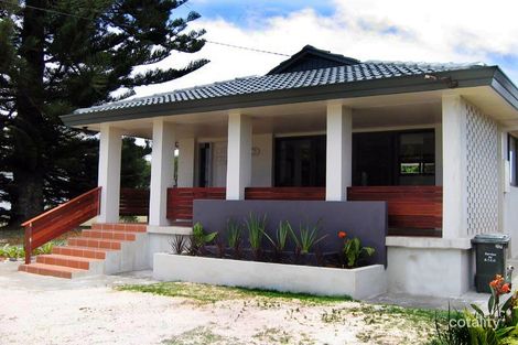 Property photo of 21 Lewis Street Old Bar NSW 2430