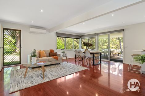 Property photo of 17 Dumossa Avenue Rosebud VIC 3939