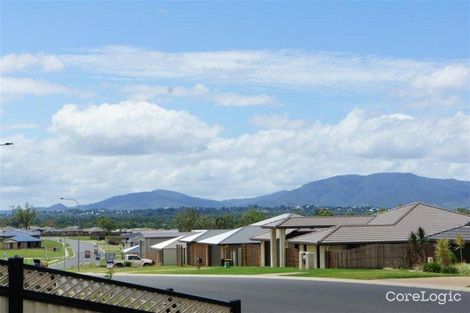 Property photo of 15 Broadhurst Drive Gracemere QLD 4702