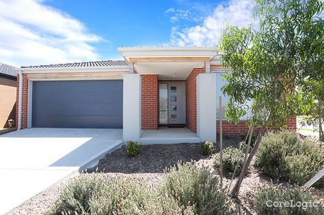 Property photo of 33 Maidenhair Drive Wallan VIC 3756