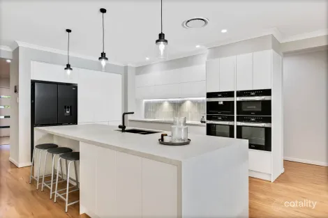 17 Balgownie Dr, Peregian Springs, QLD 4573