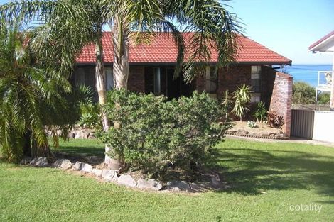 Property photo of 25 Warrawee Street Sapphire Beach NSW 2450