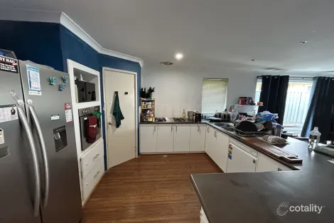 Property photo of 99 Runnymede Gate Wellard WA 6170