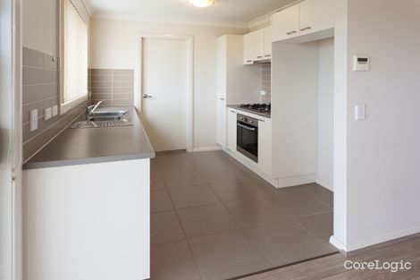 Property photo of 37 Sovereign Circuit Glenfield NSW 2167