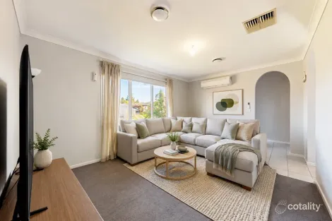 Property photo of 29 Simon Court Hampton Park VIC 3976