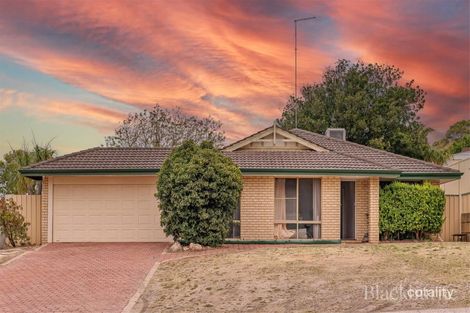 26 Casuarina Dr, Halls Head, WA 6210