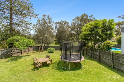 Property photo of 48 Sydney Road Warriewood NSW 2102