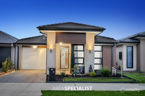 Property photo of 46 Limandus Crescent Cranbourne South VIC 3977