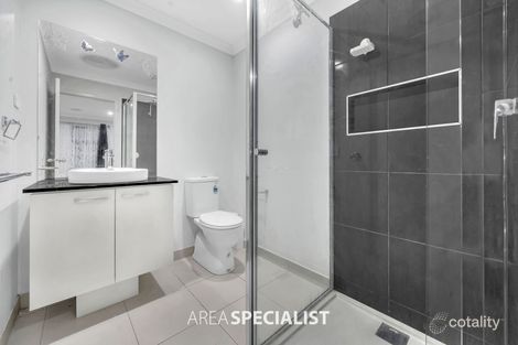 Property photo of 46 Limandus Crescent Cranbourne South VIC 3977