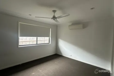 Property photo of 61 Village Circuit Eimeo QLD 4740