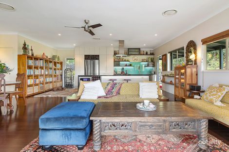 Property photo of 8 Gin Gin Crescent Ocean Shores NSW 2483