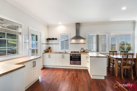 Property photo of 17 Scott Street Point Clare NSW 2250