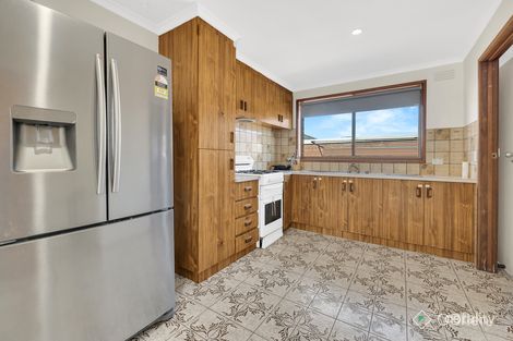 Property photo of 2/9 Hogan Grove Werribee VIC 3030