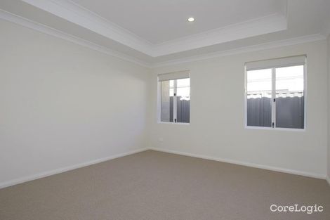 Property photo of 8 Citrine Street Treeby WA 6164