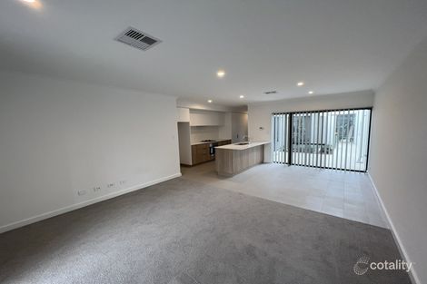 Property photo of 28 Basanite Loop Treeby WA 6164
