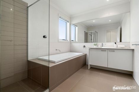 Property photo of 8 Crampton Square Bonbeach VIC 3196