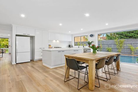 Property photo of 16 Balmerino Square Frankston VIC 3199