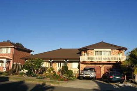 17 Runcorn St, St Johns Park, NSW 2176