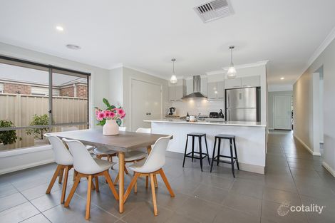 Property photo of 34 Badcoe Avenue Wodonga VIC 3690
