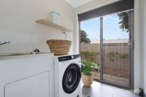 Property photo of 34 Badcoe Avenue Wodonga VIC 3690
