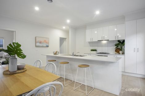 12 Beeston Ave, Charlemont, VIC 3217