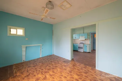 Property photo of 8 Ryan Street Forbes NSW 2871