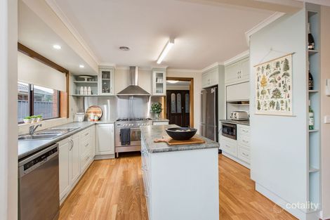 Property photo of 33 McMahon Place West Wodonga VIC 3690