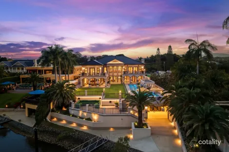 6 Maryland Ave, Carrara, QLD 4211