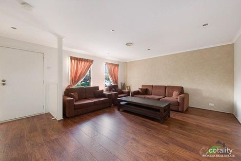 Property photo of 4 Thiele Court Lynbrook VIC 3975