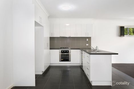 Property photo of 2/5 Fishburn Grove Harkness VIC 3337