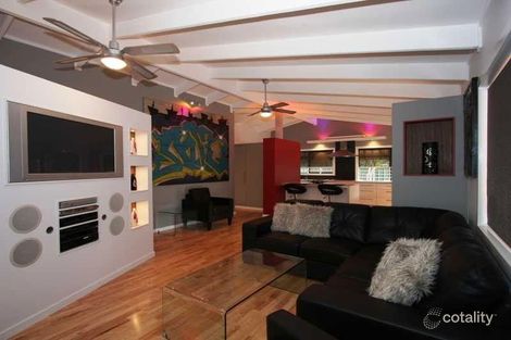 Property photo of 4 Theodore Place Molendinar QLD 4214