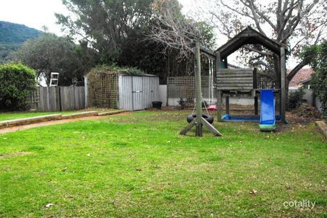 Property photo of 30 Immarna Avenue West Wollongong NSW 2500