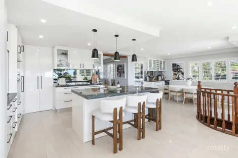 Property photo of 1/104 Pacific Parade Bilinga QLD 4225