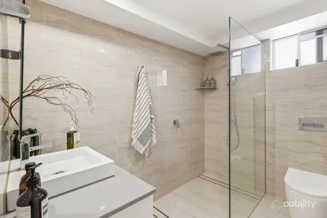 Property photo of 1/104 Pacific Parade Bilinga QLD 4225