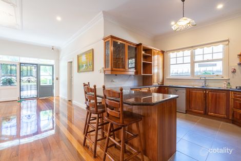 Property photo of 28 Railway Road Carnegie VIC 3163