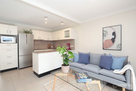 Property photo of 9/4 East Street Camp Hill QLD 4152