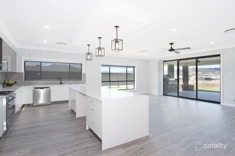 Property photo of 28 Bluebell Way Moore Creek NSW 2340