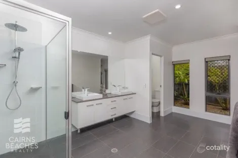 Property photo of 6 Floreat Close Kewarra Beach QLD 4879