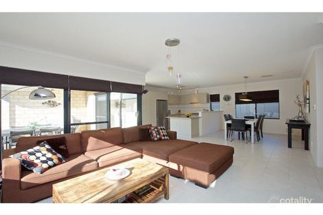 Property photo of 17 Scarpview Place East Cannington WA 6107