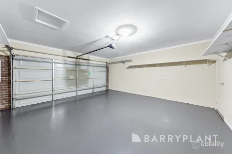 Property photo of 37 Callaway Lane Hillside VIC 3037