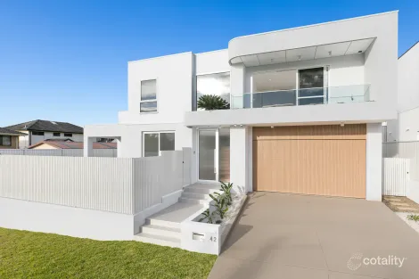 42 Burraddar Ave, Engadine, NSW 2233