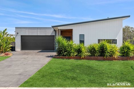 22 Woolabar Dr, Broulee, NSW 2537