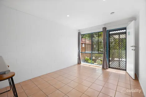 Property photo of 2/106 Bundilla Boulevard Mountain Creek QLD 4557