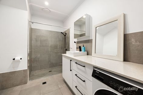 Property photo of 27 Adrian Circuit Nirimba QLD 4551