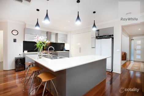 Property photo of 11 Marjon Court Attwood VIC 3049