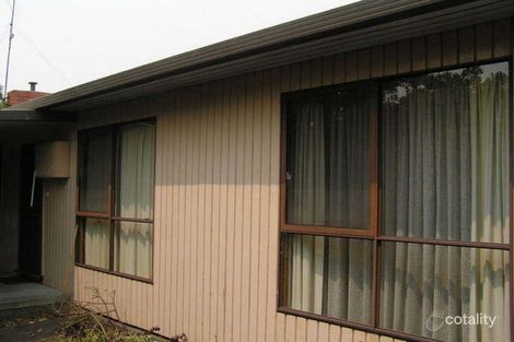 3 Yinnar St, Newborough, VIC 3825