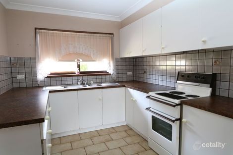 Property photo of 2/6 Dunn Avenue Forest Hill NSW 2651