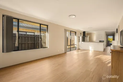 Property photo of 74 Brixton Crescent Ellenbrook WA 6069