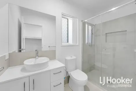 Property photo of 57 Pinnacles Street Yarrabilba QLD 4207